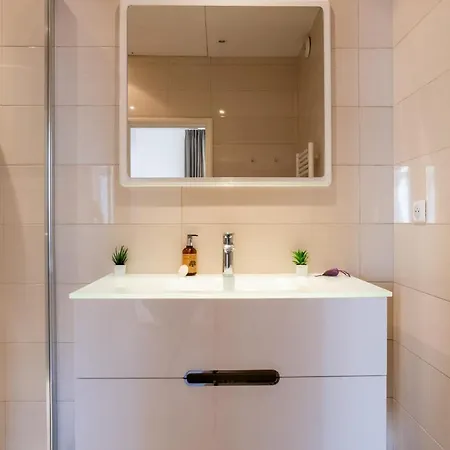 2-br Steps From The Palais Des Festivals * Cannes